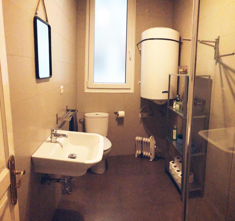 Apartmán Vivienda Turistica Centrica Junto Al Museo Con Wifi Bilbao Exteriér fotografie